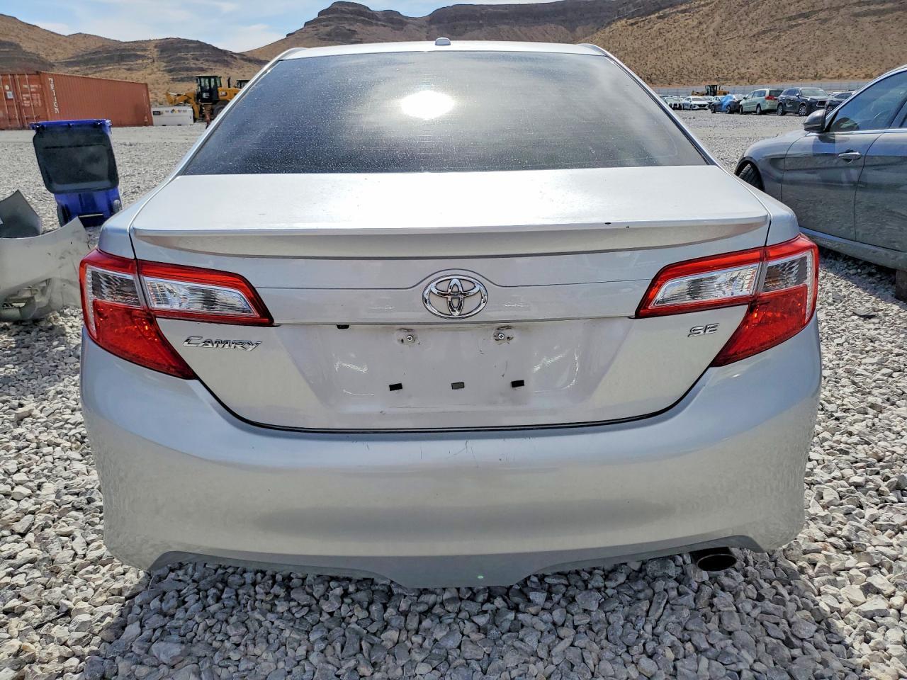 2014 Toyota Camry Se Sport - Фото 6