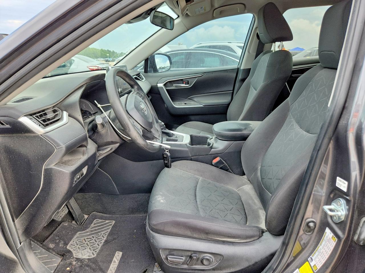 2024 Toyota Rav4 Xle - Image 7