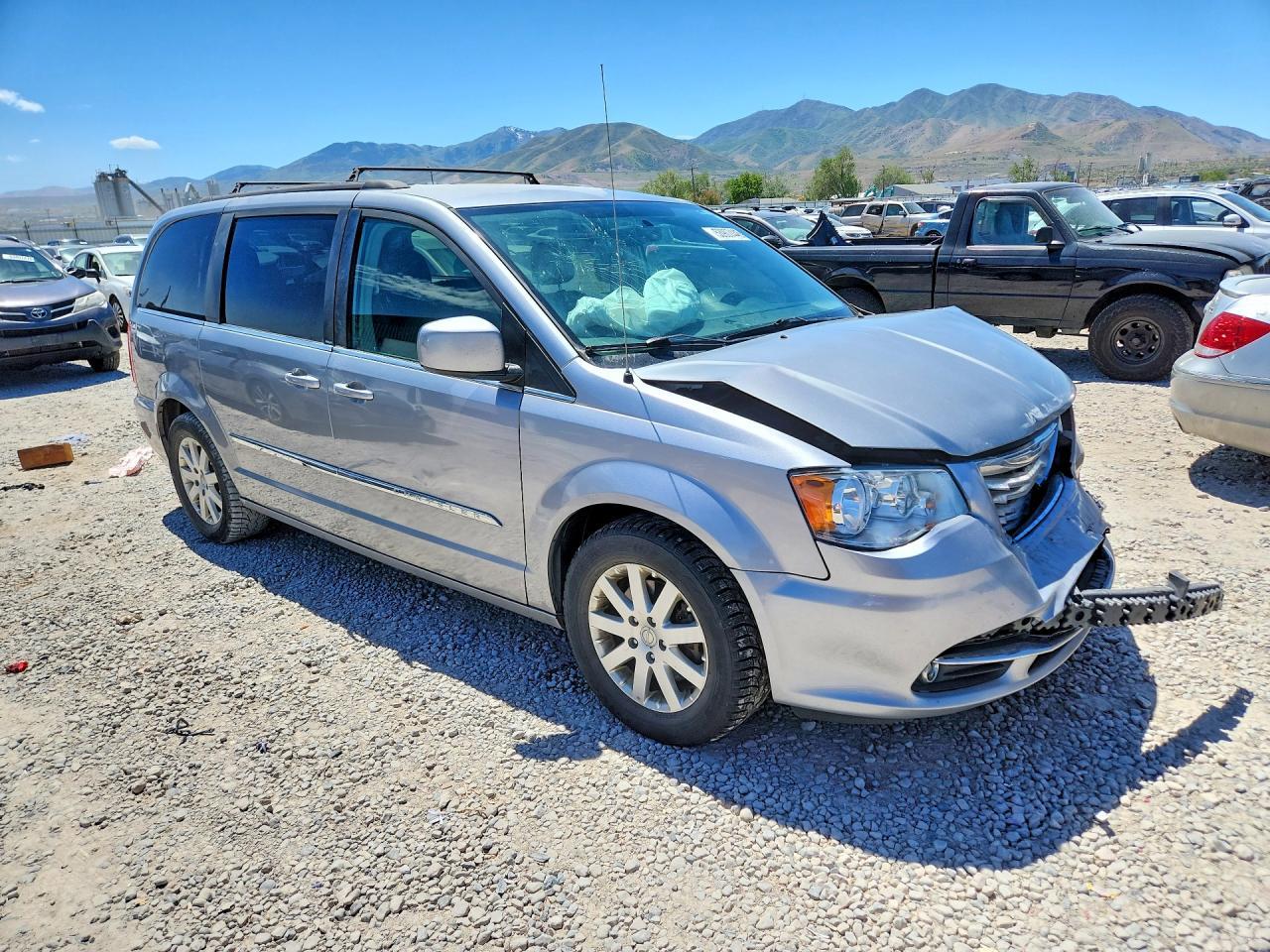 2014 Chrysler Town & Country Touring - Фото 4