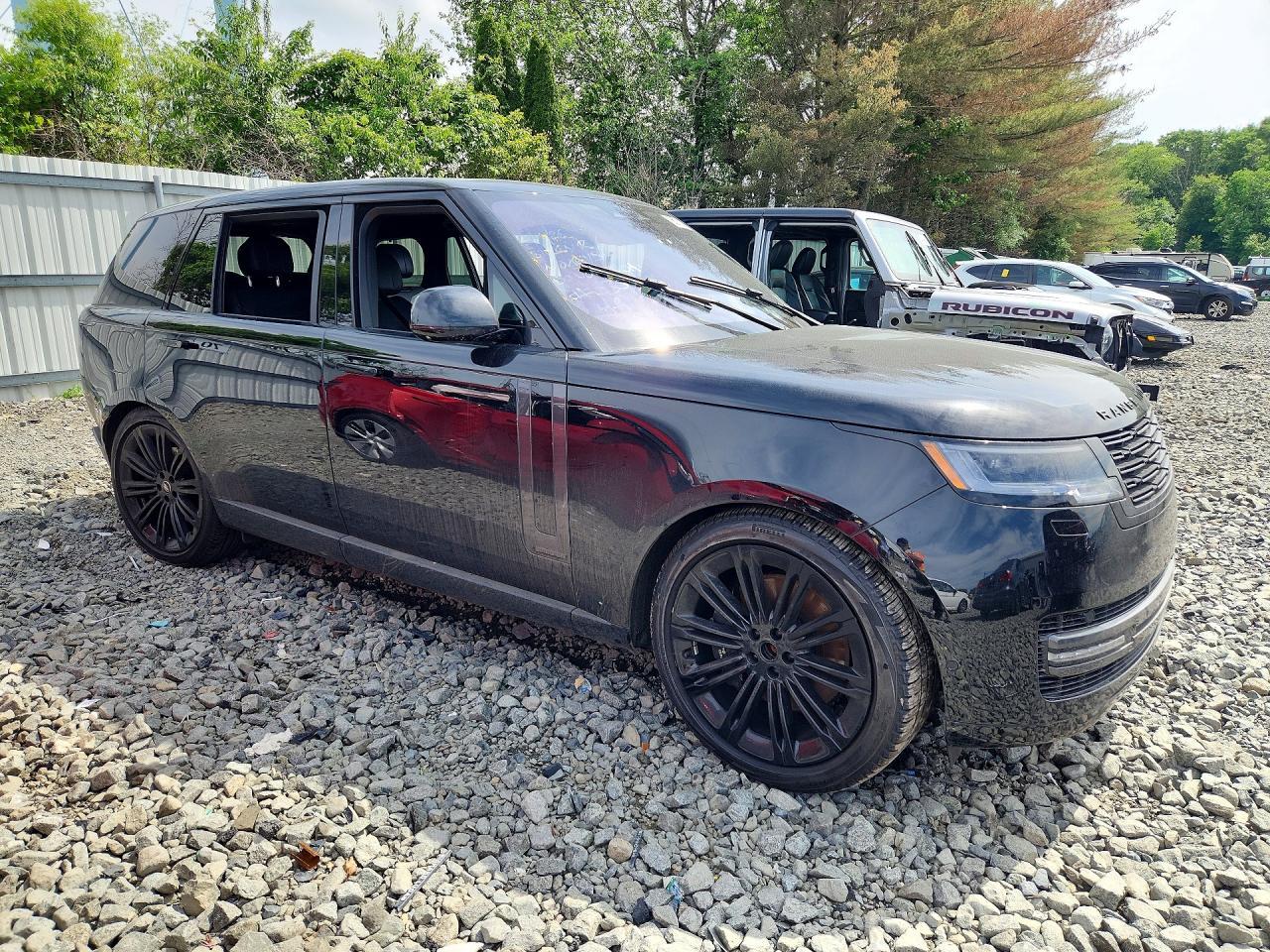 2023 Land Rover Range Rover Autobiography - Image 4