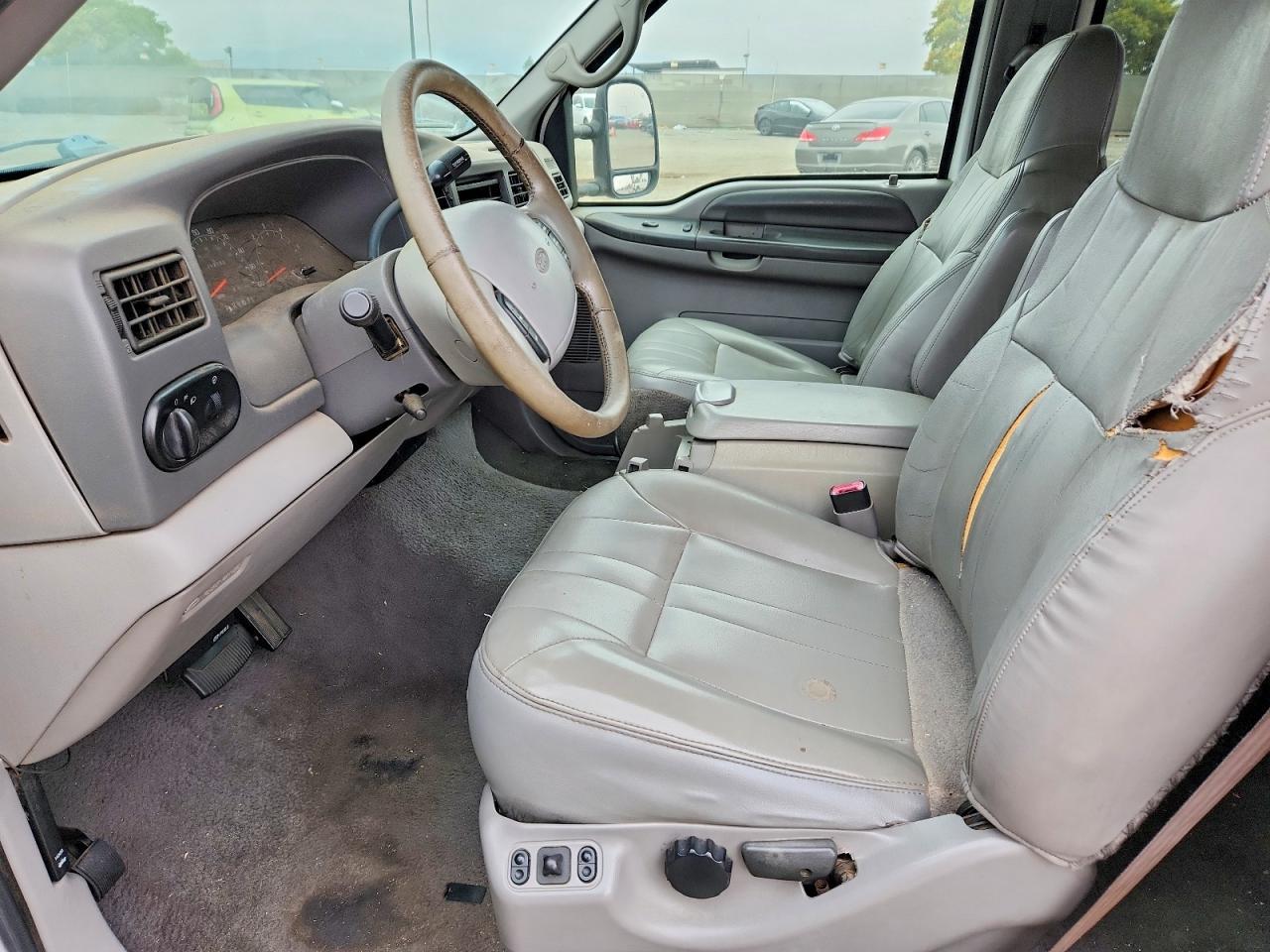 2003 Ford Excursion - Фото 7