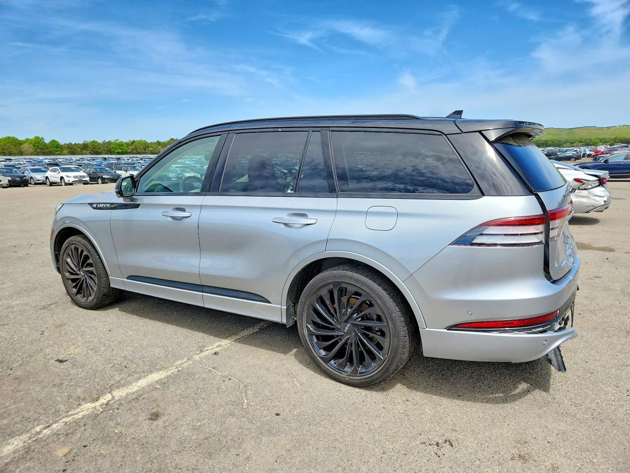 2023 Lincoln Aviator Black Label - Фото 2
