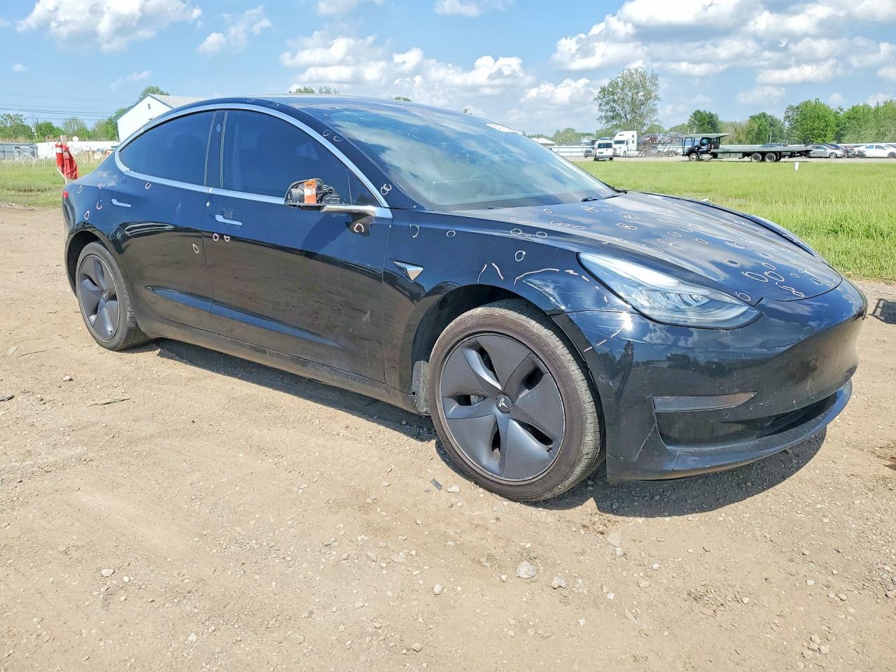 2020 Tesla Model 3 - Image 4