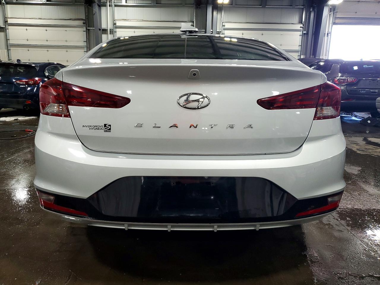 2019 Hyundai Elantra Sel - Фото 6