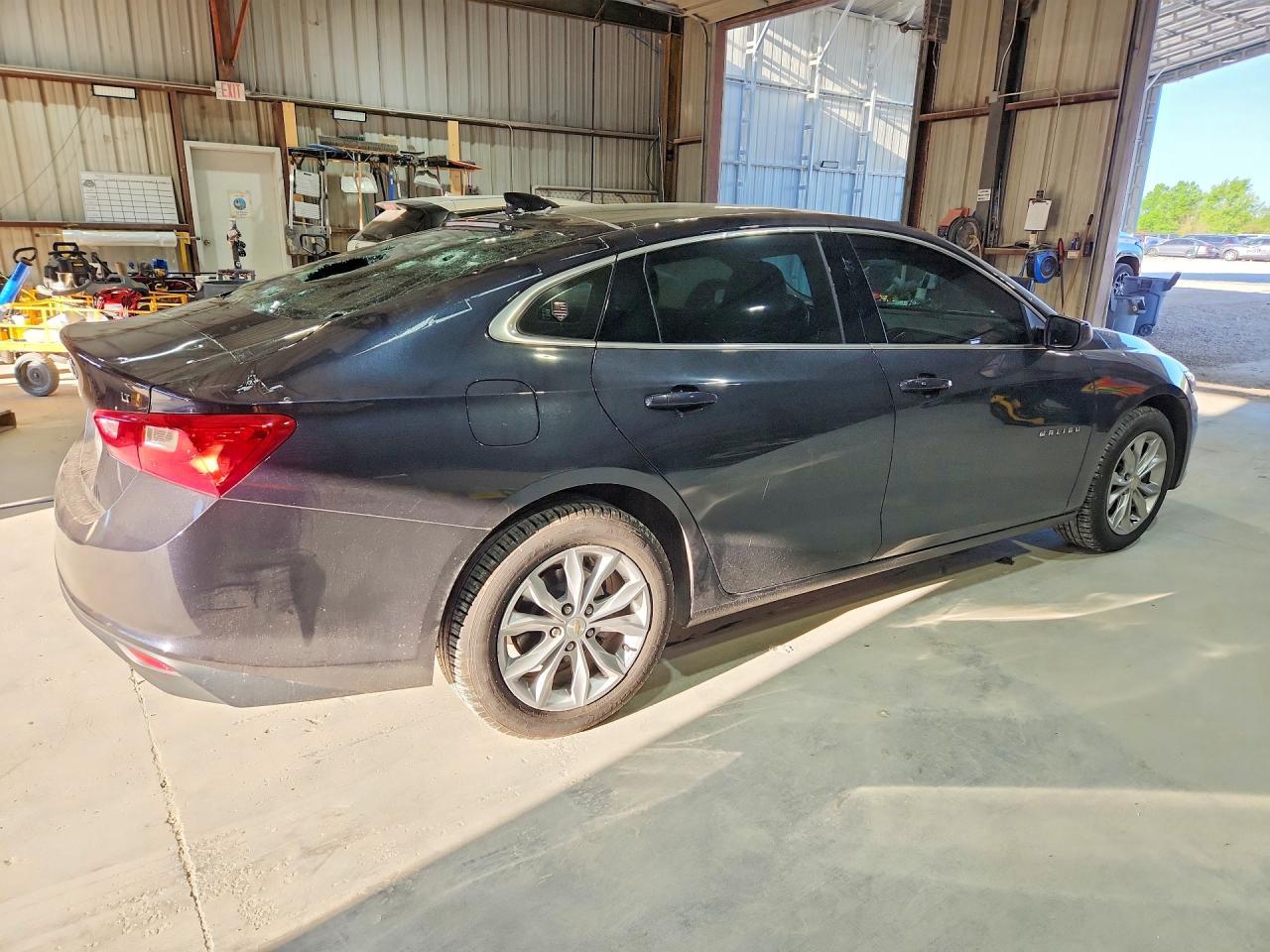 2023 Chevrolet Malibu Lt - Фото 3