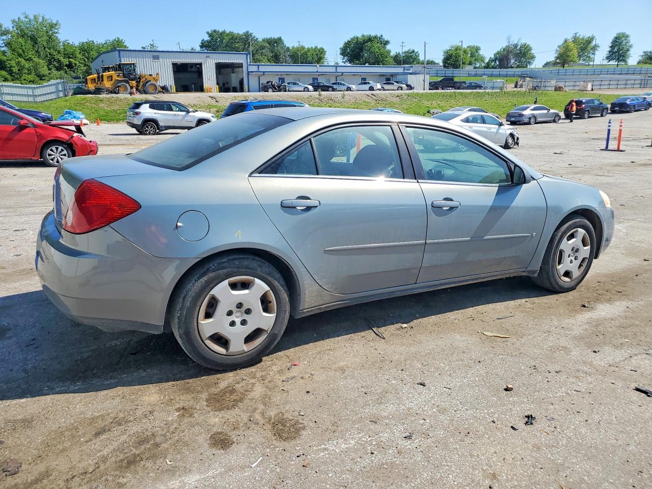 2007 Pontiac G6 Value Leader - Фото 3