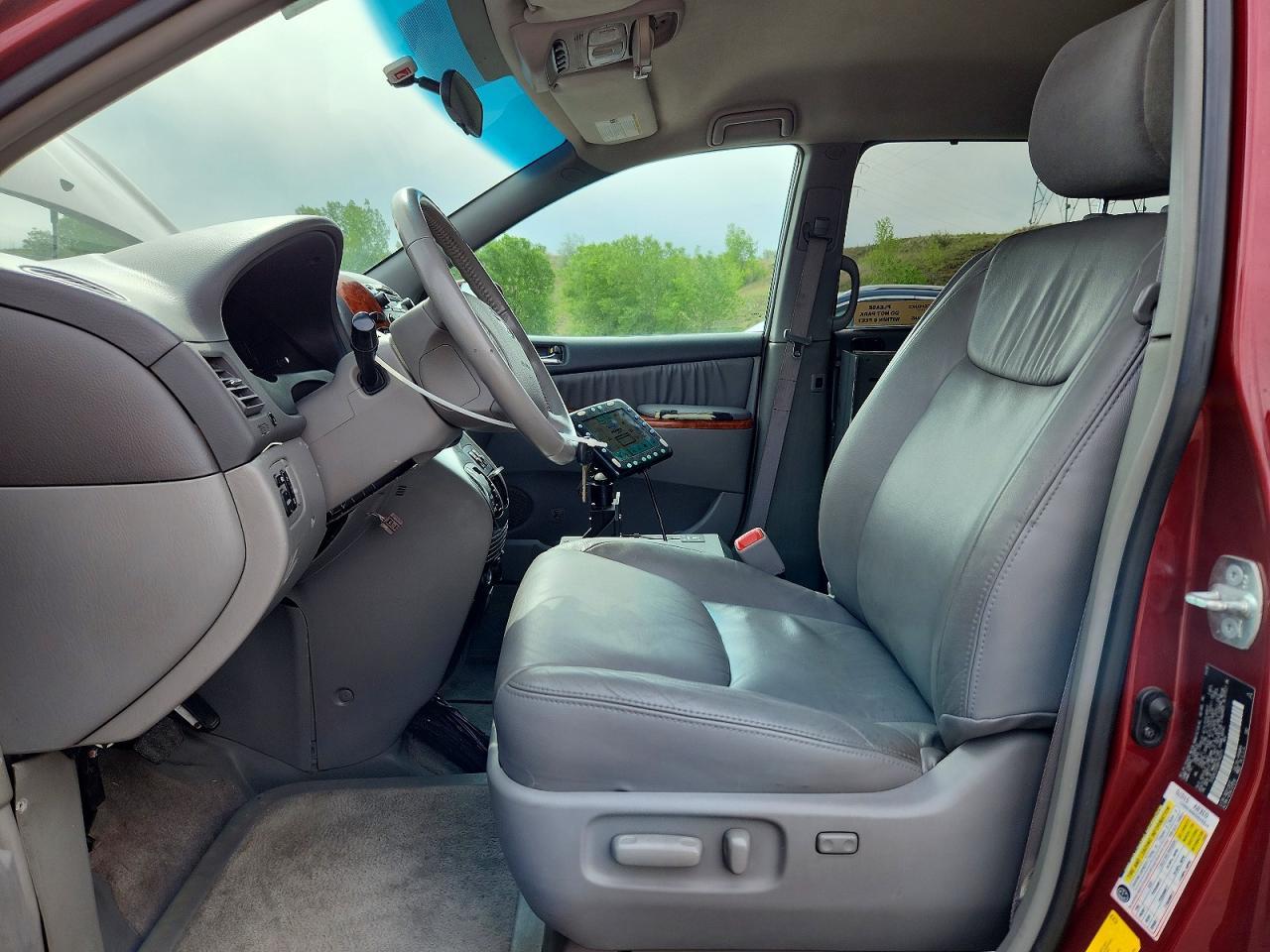 2008 Toyota Sienna Xle - Image 7