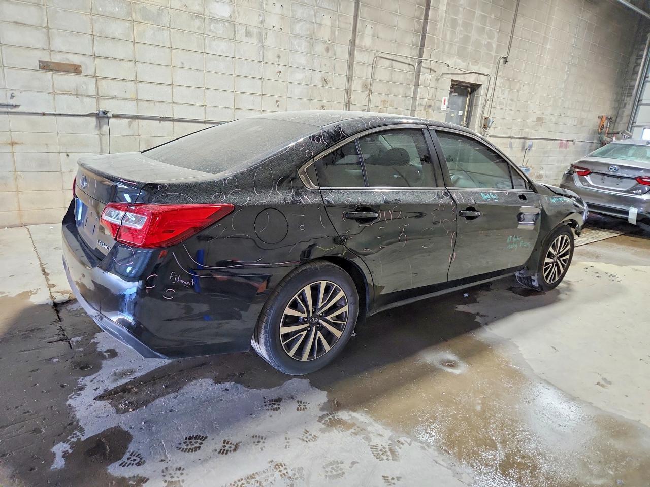 2018 Subaru Legacy 2.5I - Фото 3