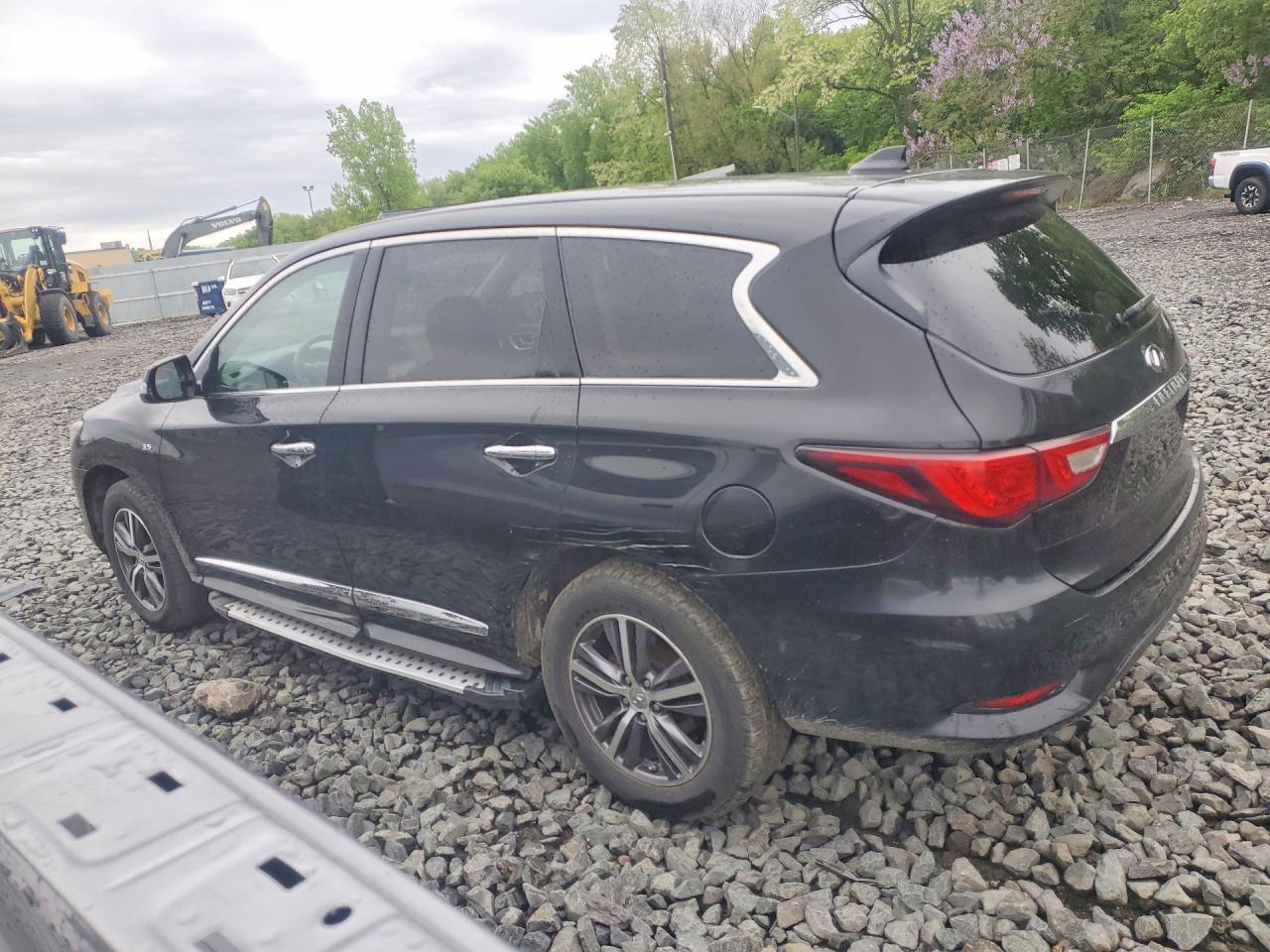 2017 Infiniti Qx60 Base - Image 2