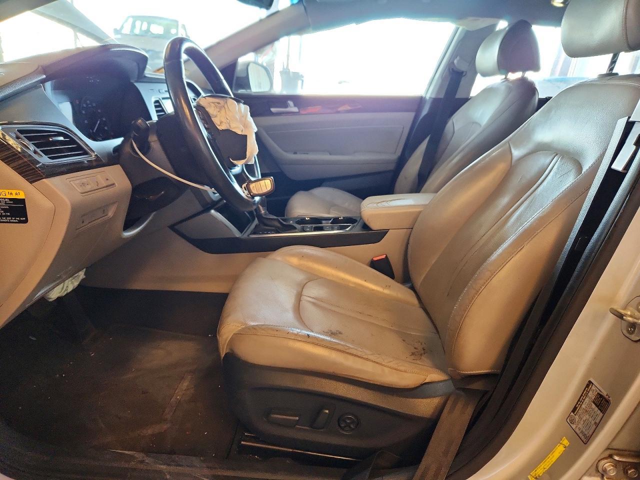 2016 Hyundai Sonata Hybrid Limited - Image 7
