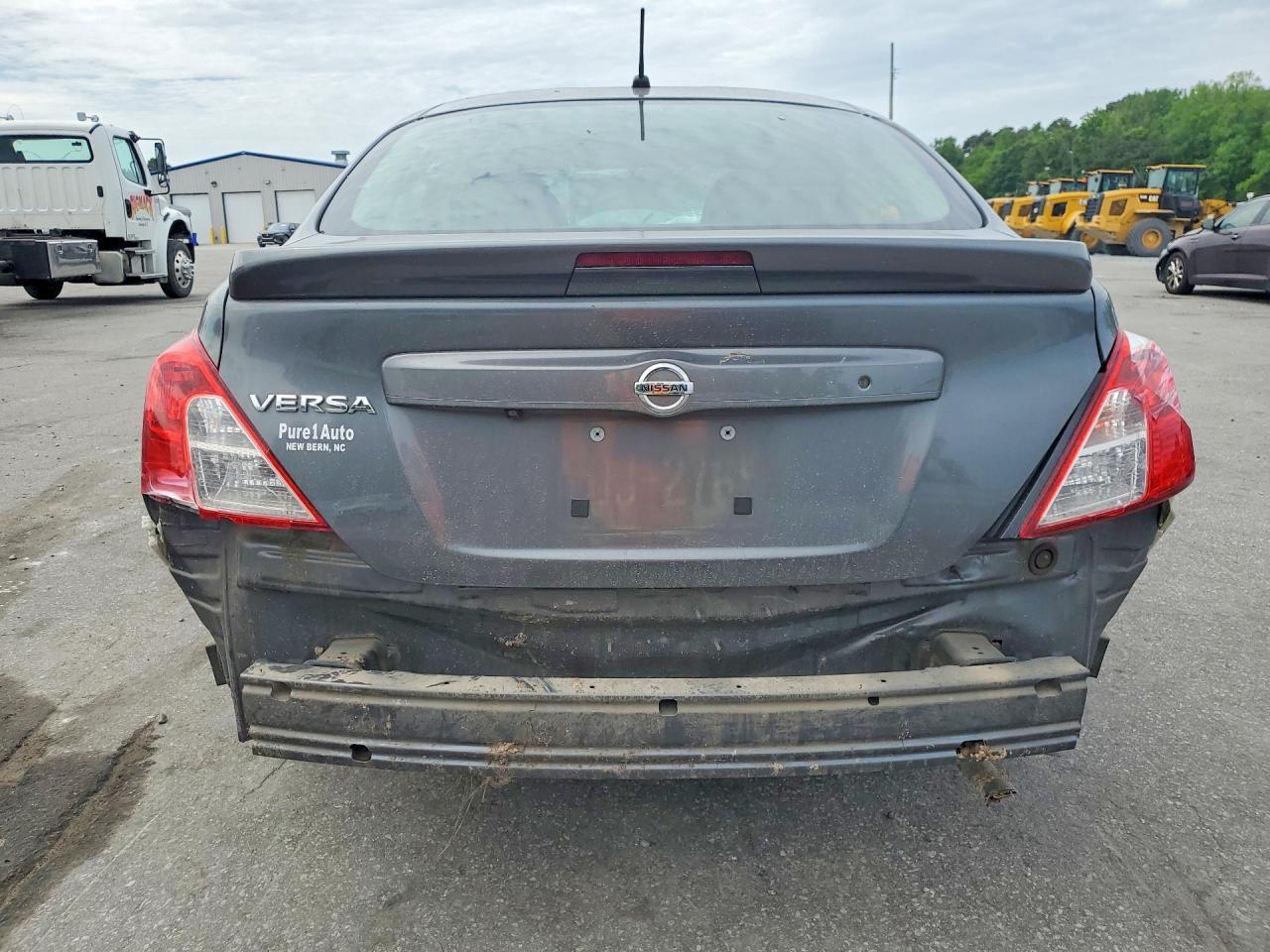 2019 Nissan Versa S Plus - Фото 6