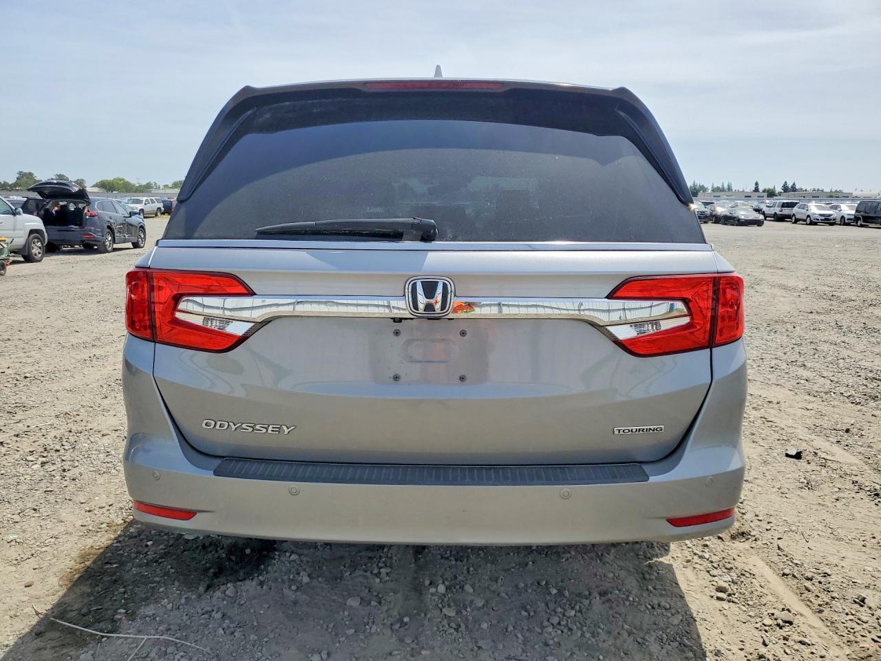 2019 Honda Odyssey Touring - Фото 6
