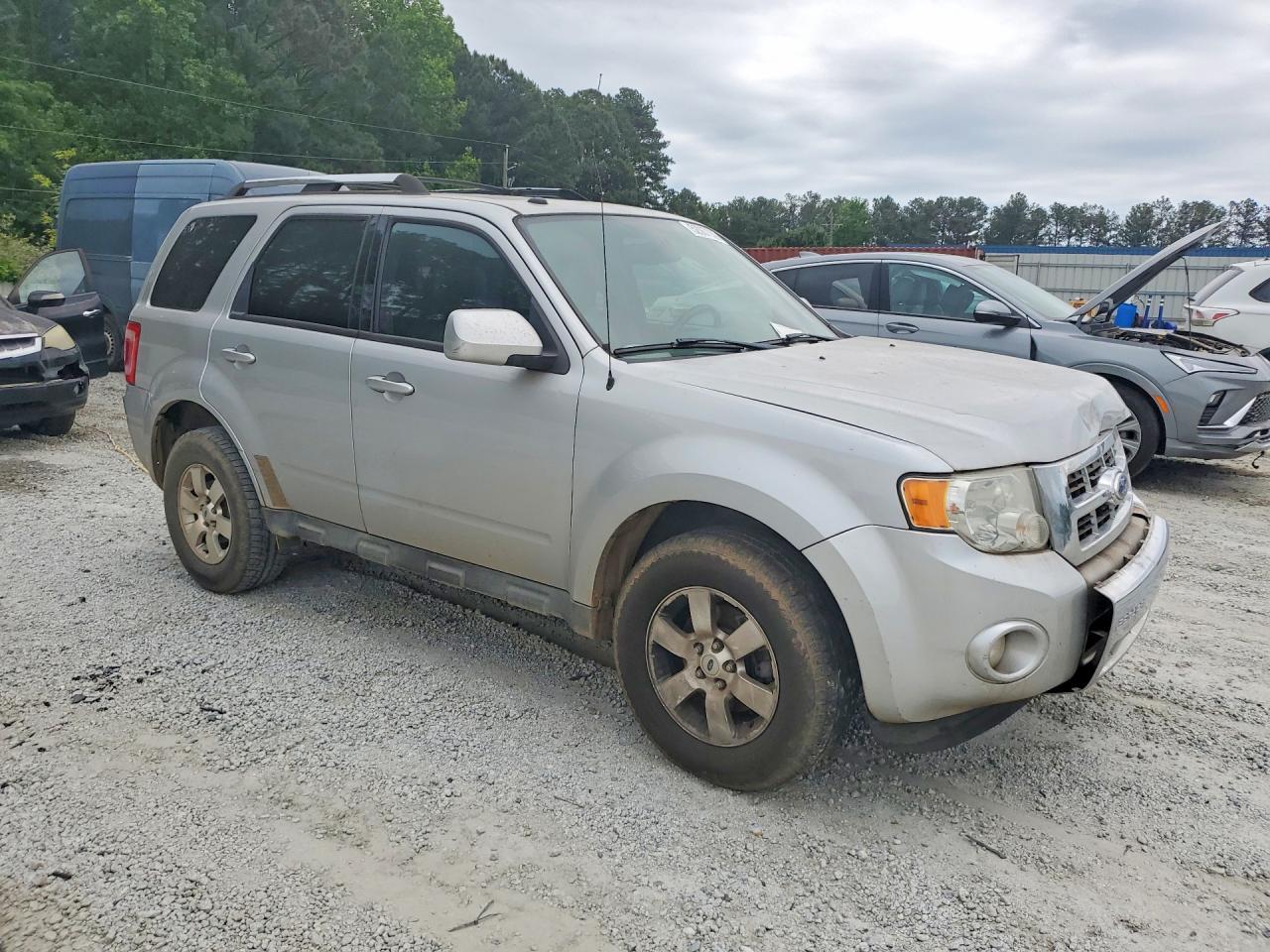 2011 Ford Escape Limited - Фото 4