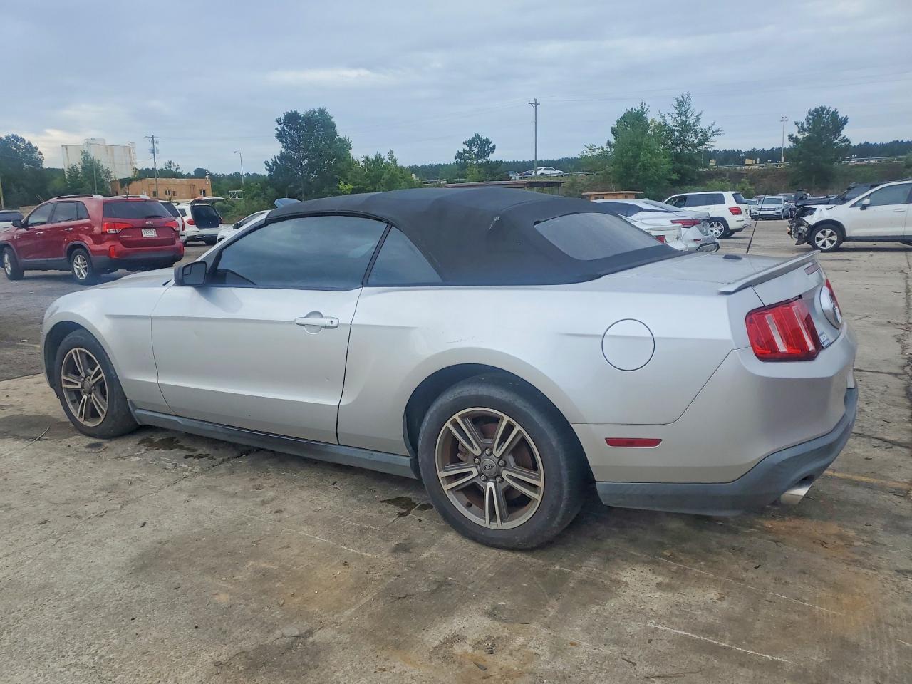 2012 Ford Mustang - Фото 2