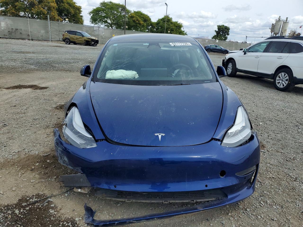 2022 Tesla Model 3 - Image 5