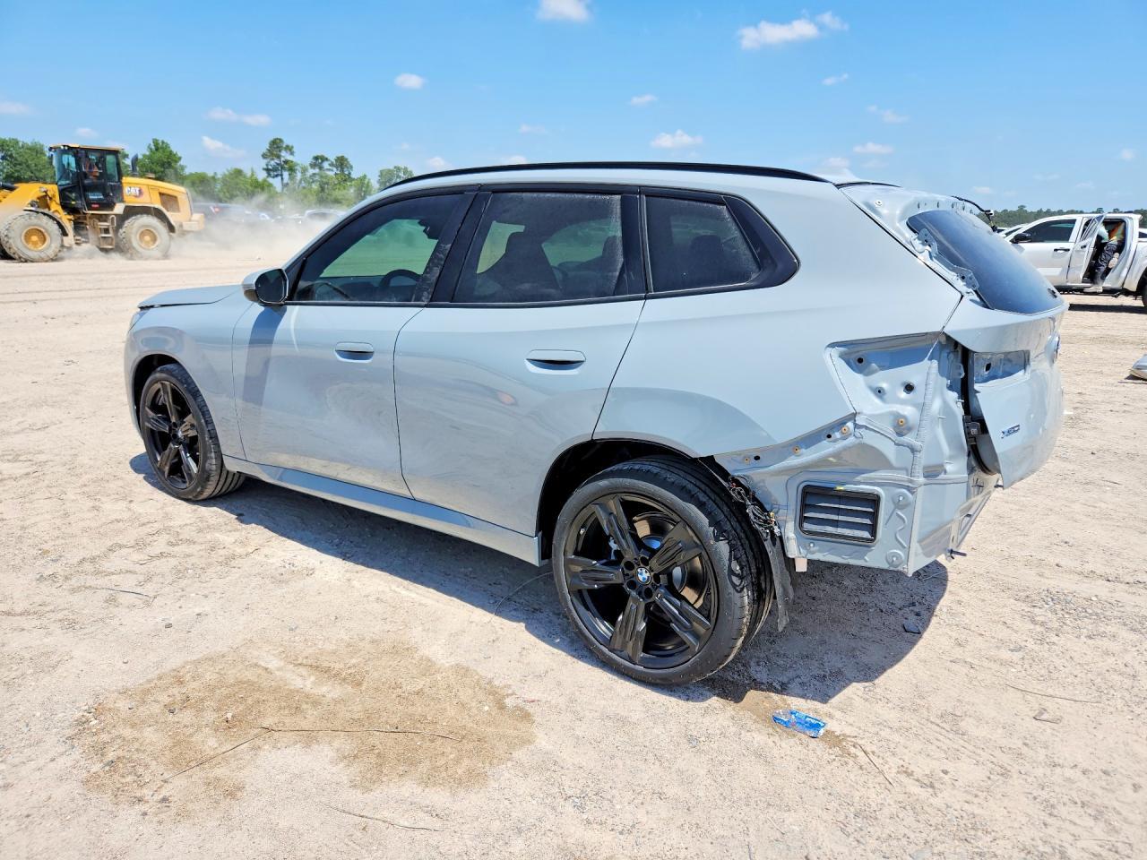 2026 BMW X3 30 xDrive - Фото 2