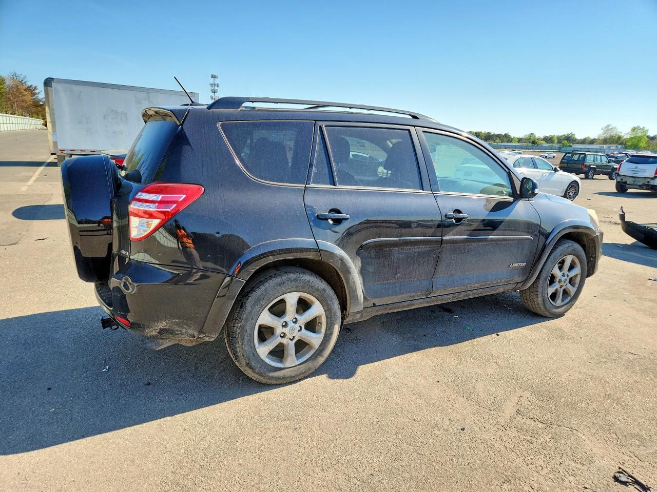 2012 Toyota Rav4 Limited - Image 3