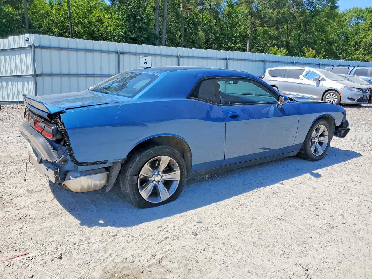 2020 Dodge Challenger Sxt - Image 3