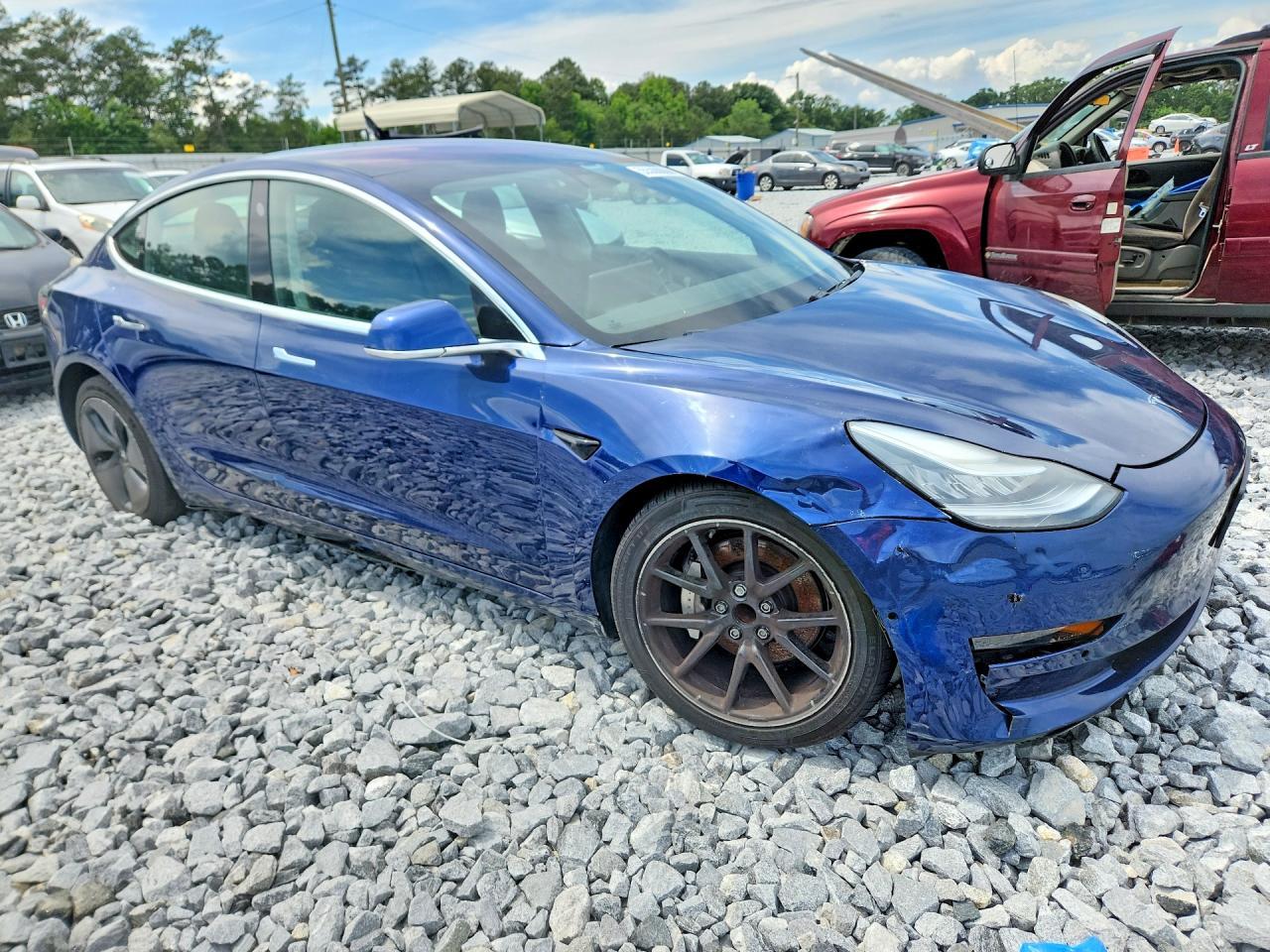 2018 Tesla Model 3 - Фото 4