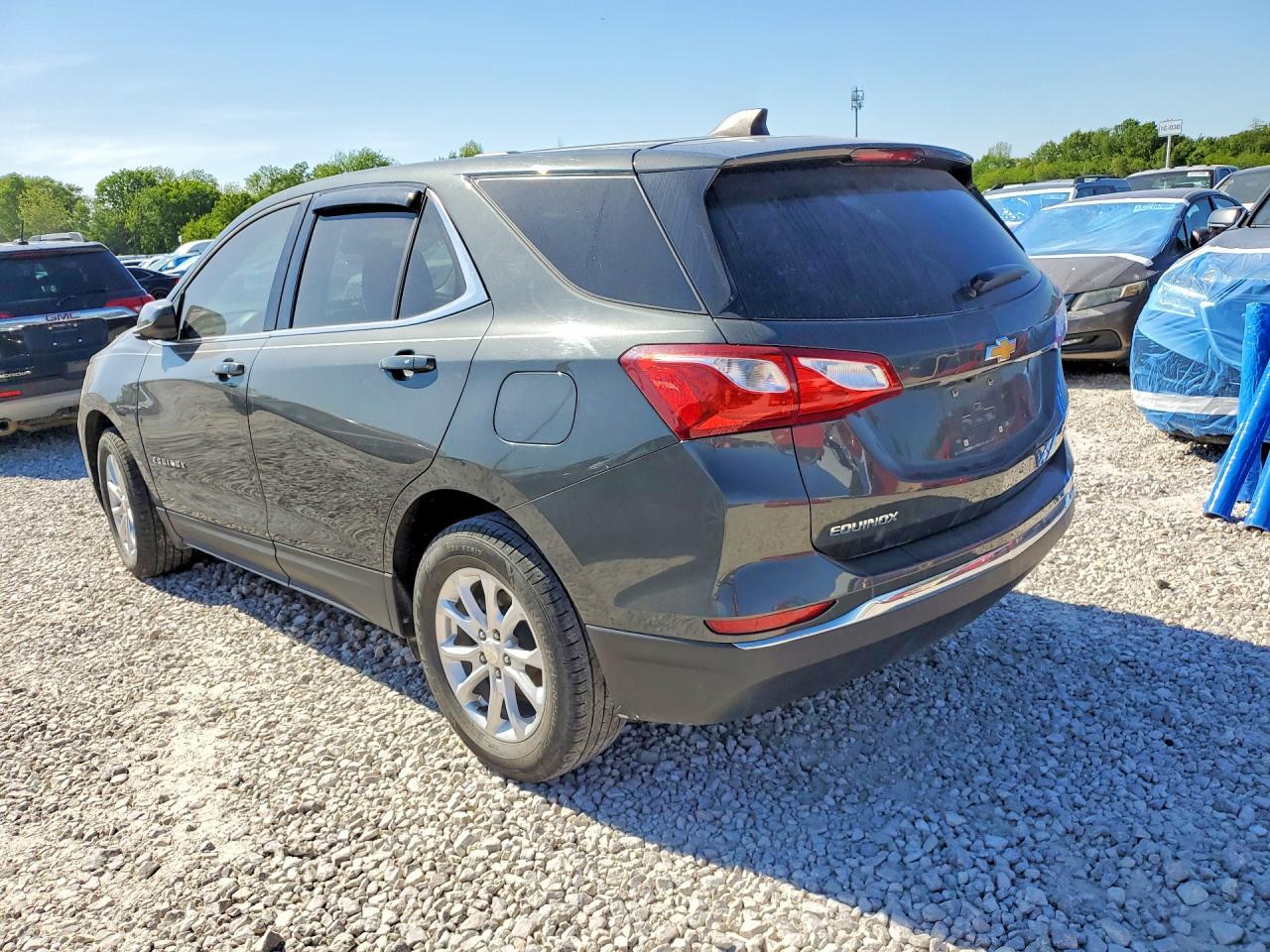 2019 Chevrolet Equinox Lt - Image 2