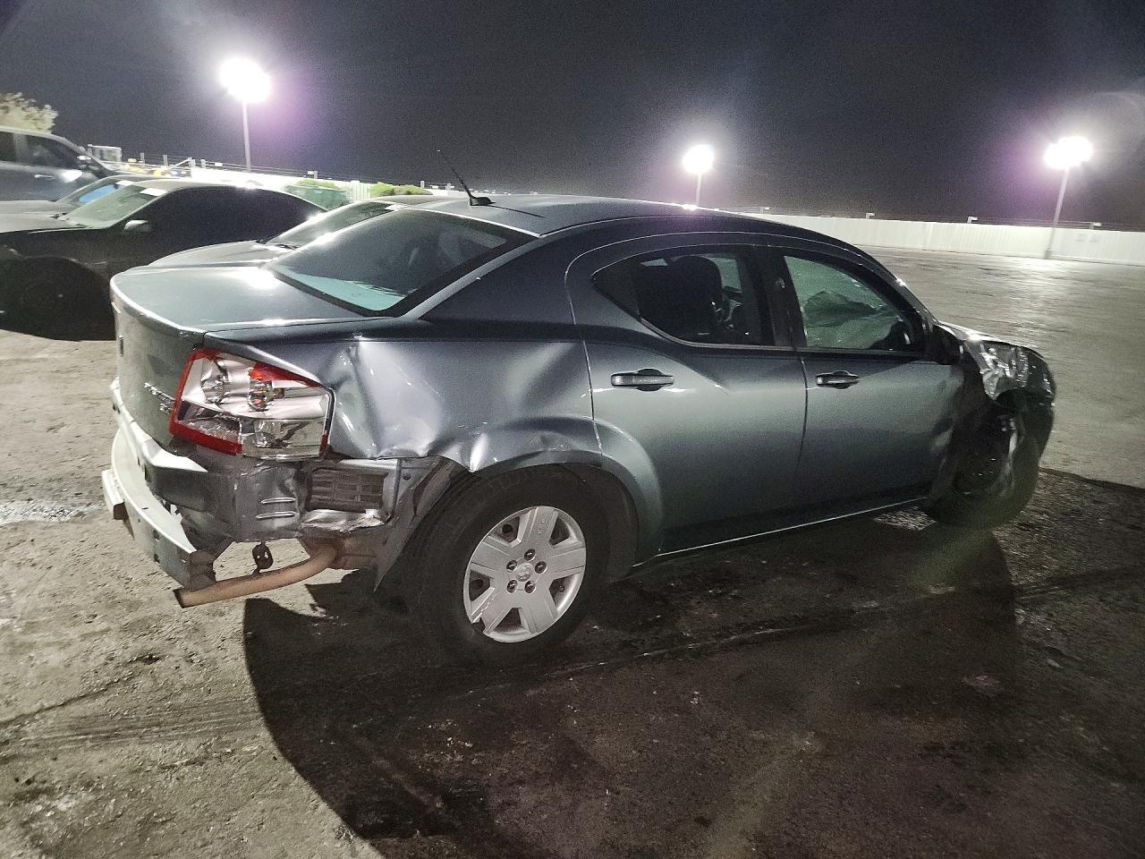 2010 Dodge Avenger Sxt - Image 3