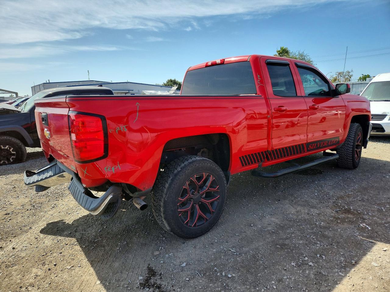 2018 Chevrolet Silverado C1500 Lt - Фото 3