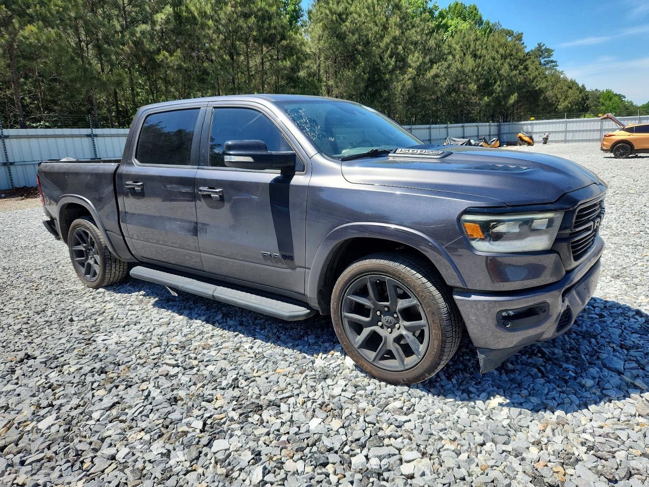 2022 Ram 1500 Laramie - Фото 4
