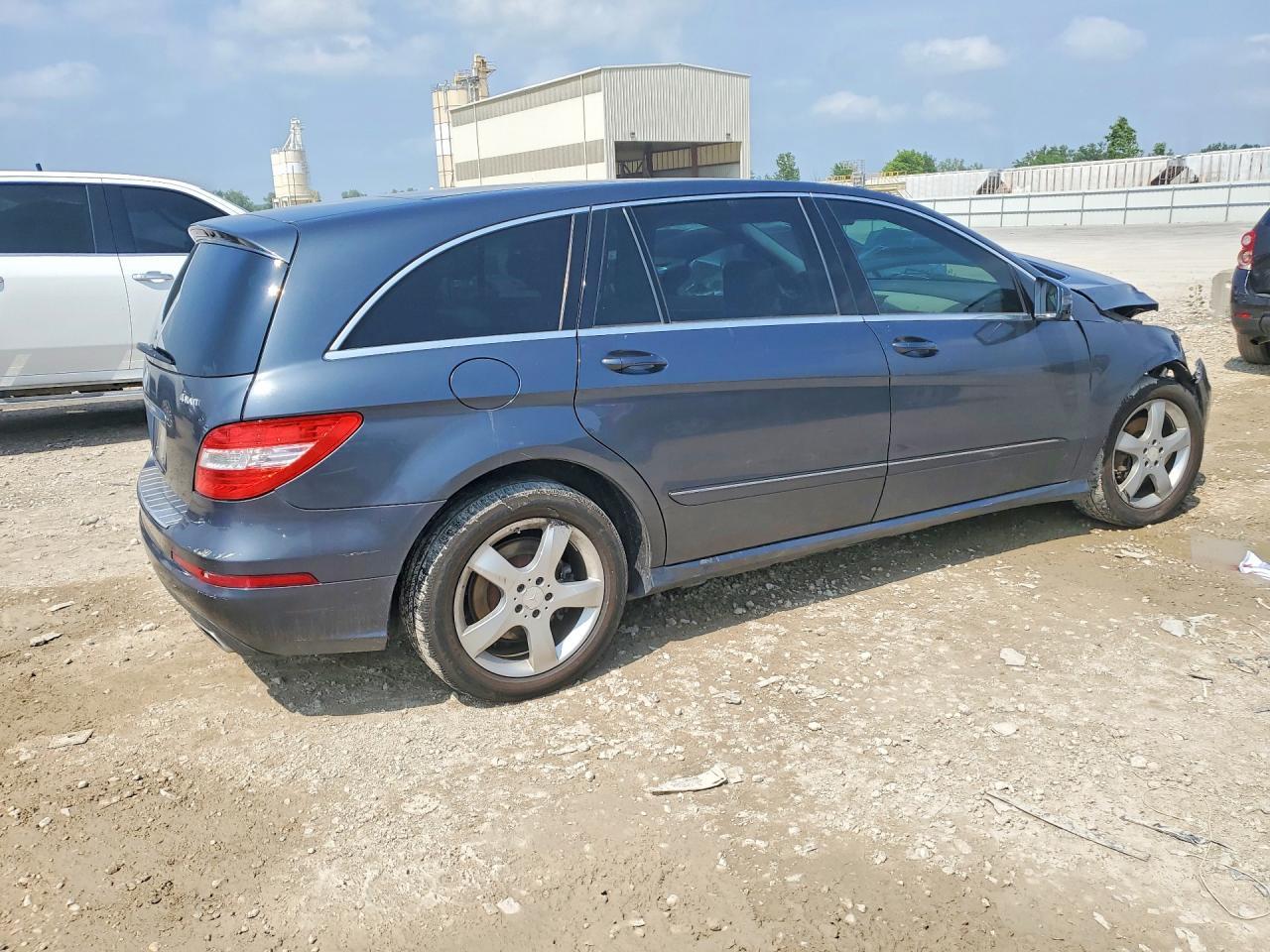 2011 Mercedes-Benz R 350 4Matic - Фото 3