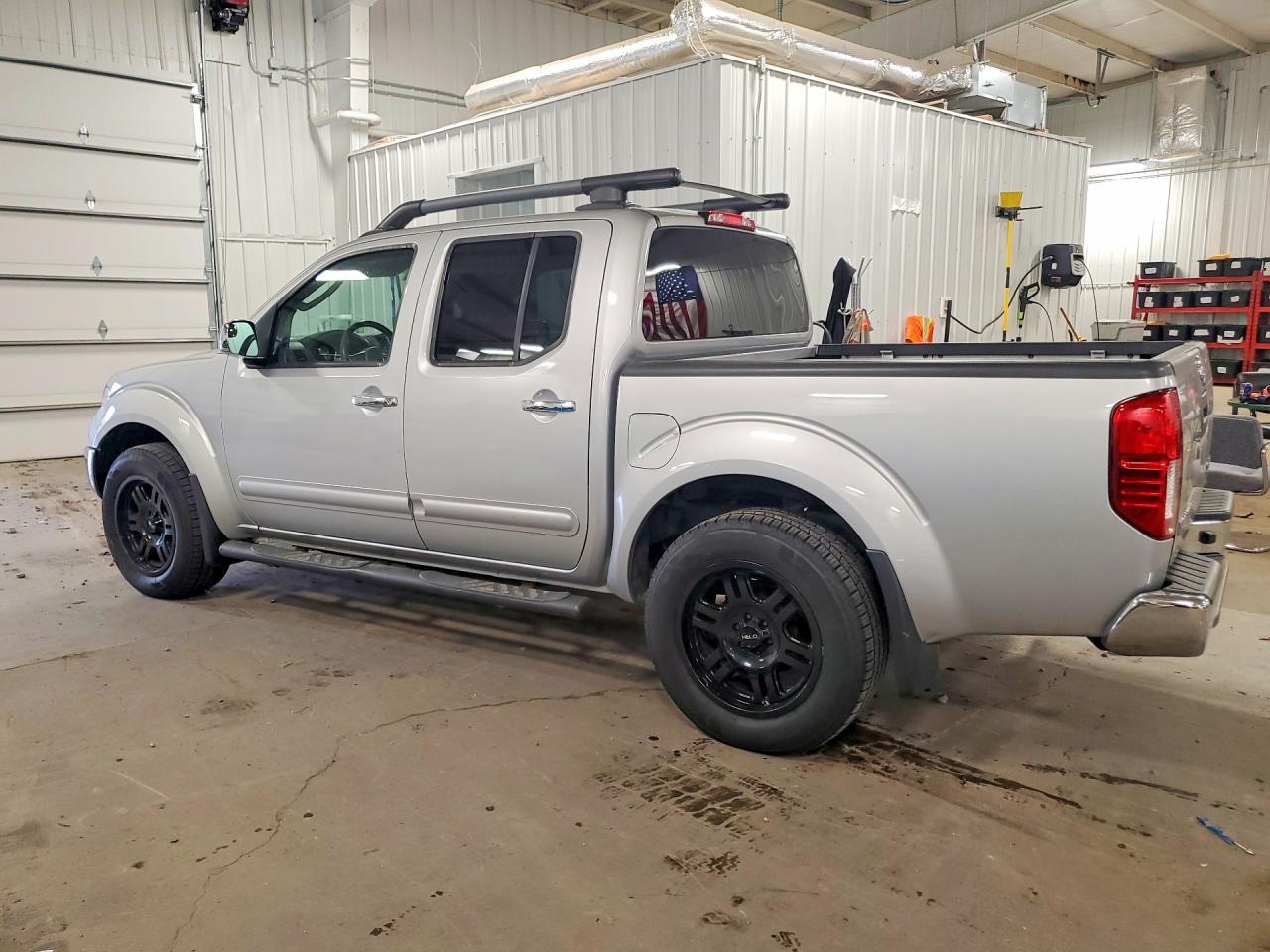 2011 Nissan Frontier S - Image 2