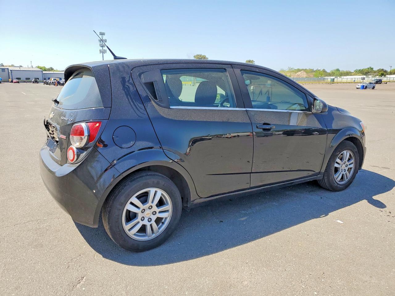 2012 Chevrolet Sonic Lt - Фото 3