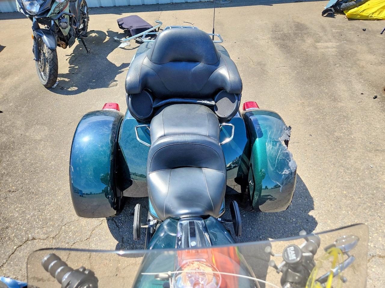 2021 Harley-Davidson Flhtcutg - Фото 5