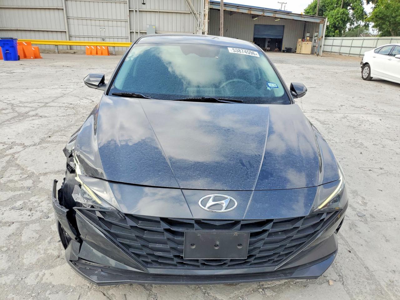 2022 Hyundai Elantra Se - Фото 5