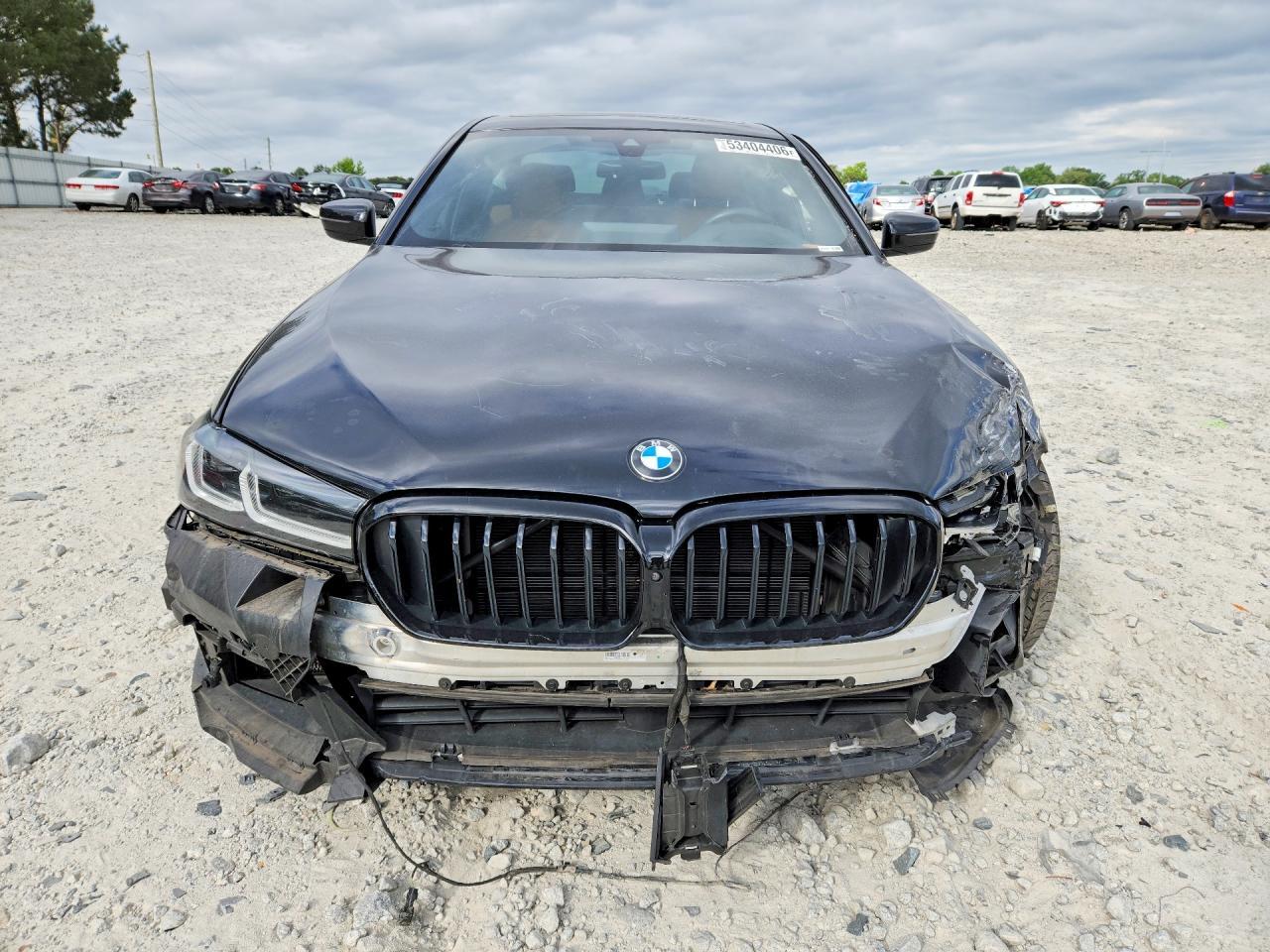 2021 BMW 540 I - Фото 5