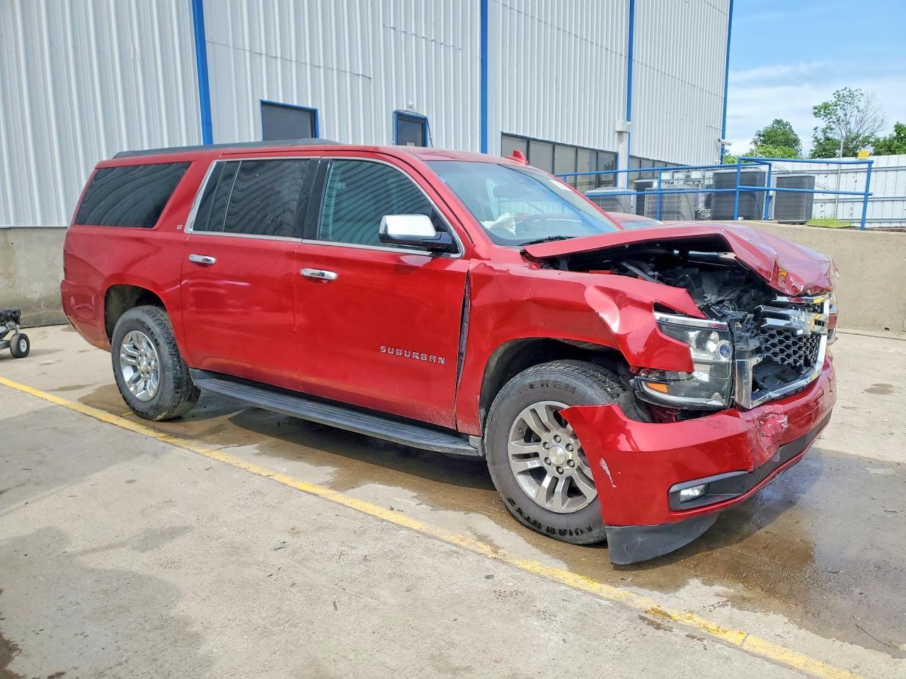2015 Chevrolet Suburban K1500 Lt - Image 4