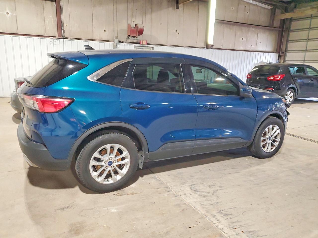 2020 Ford Escape - Фото 3