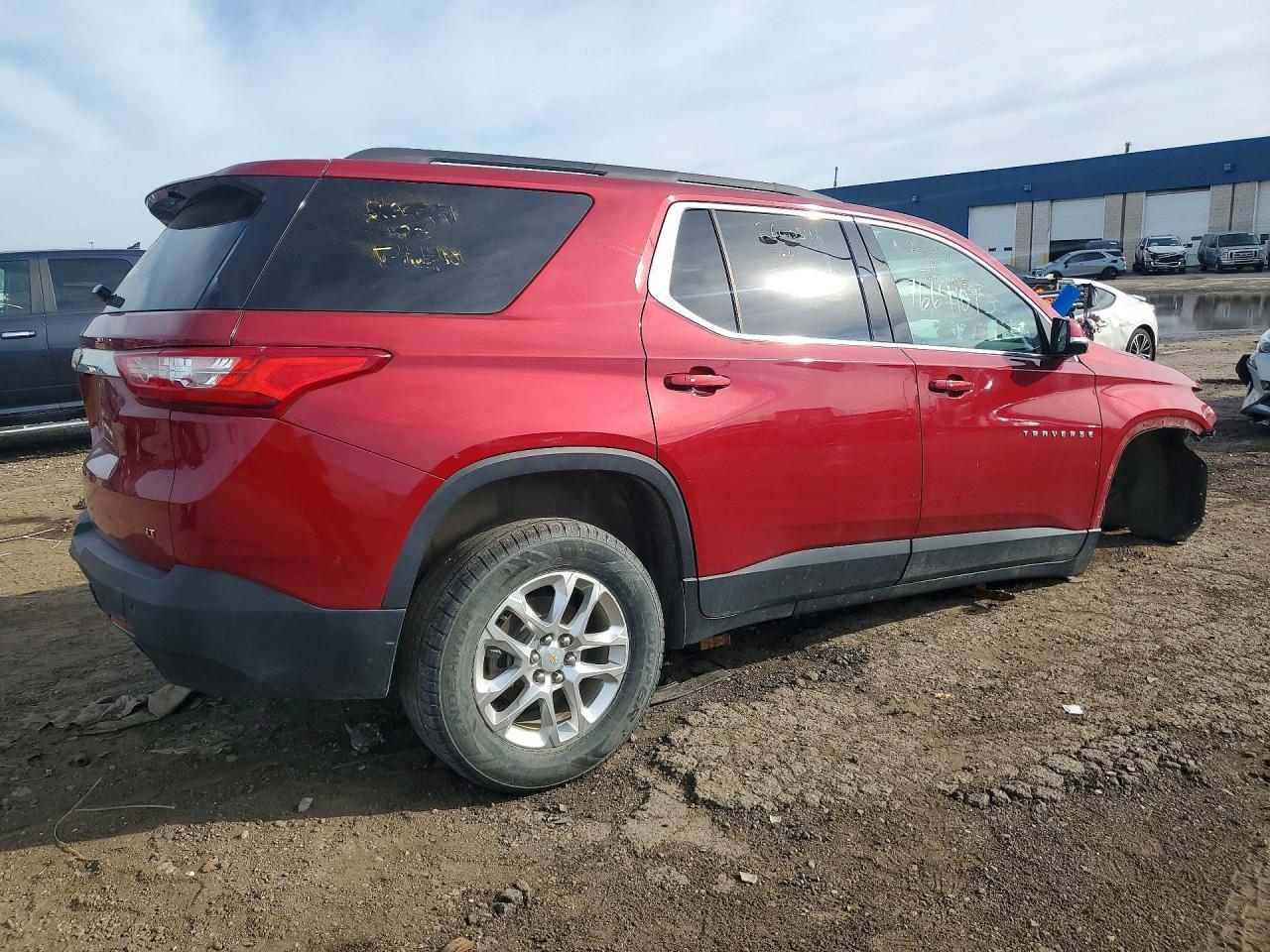 2020 Chevrolet Traverse Lt - Image 3