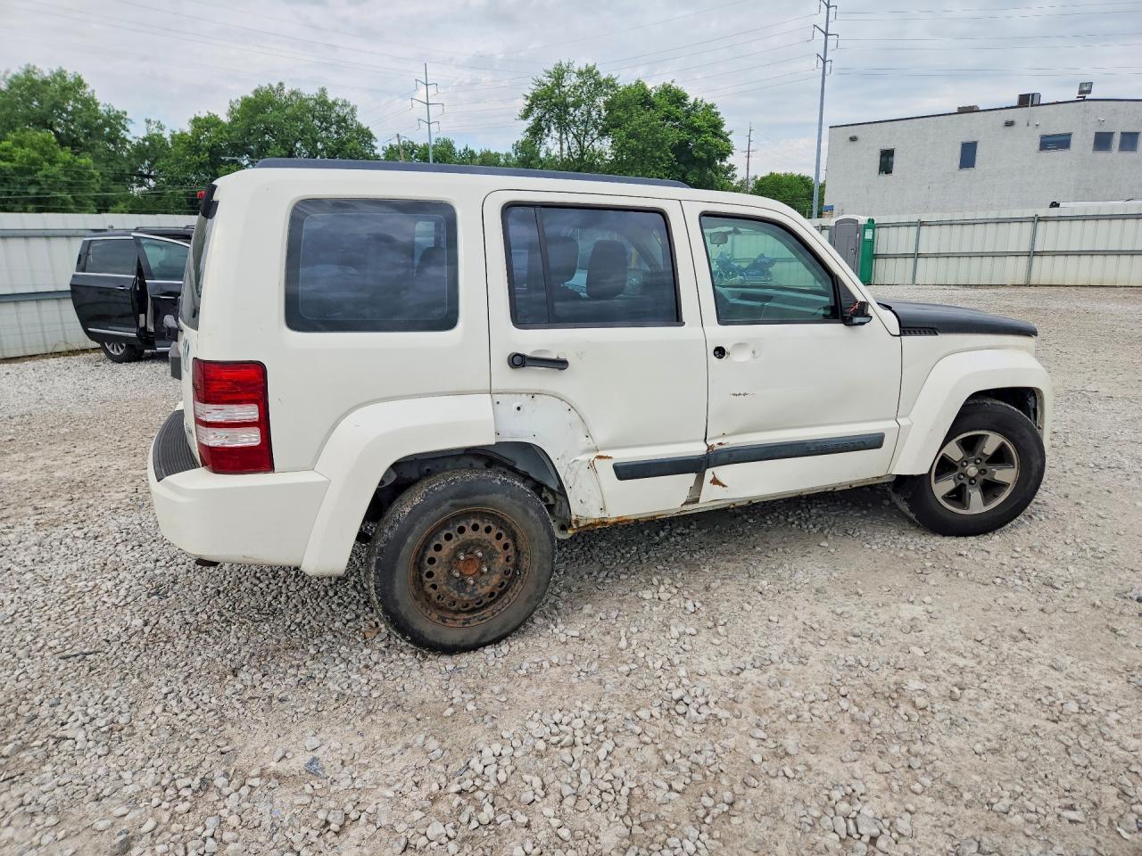 2008 Jeep Liberty Sport - Image 3