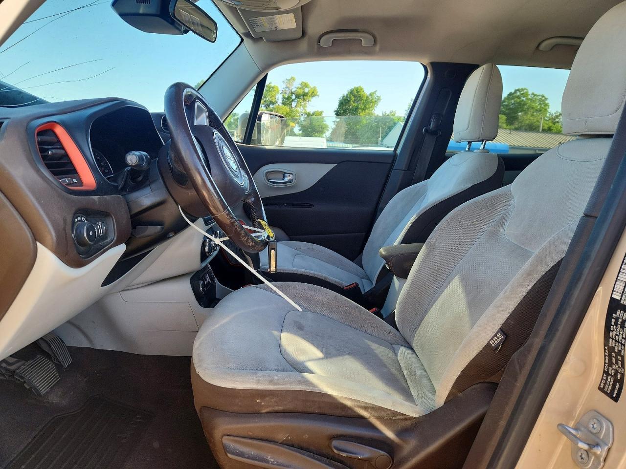 2015 Jeep Renegade Latitude - Фото 7