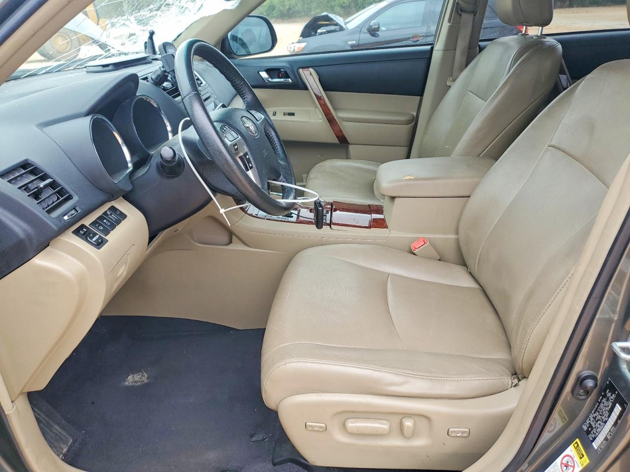 2011 Toyota Highlander Limited - Image 7