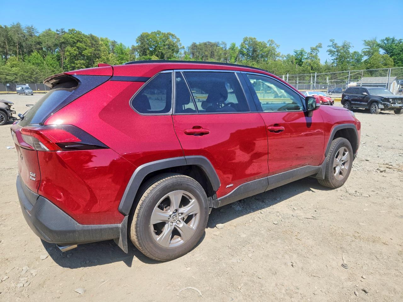 2025 Toyota Rav4 Hybrid Xle - Image 3