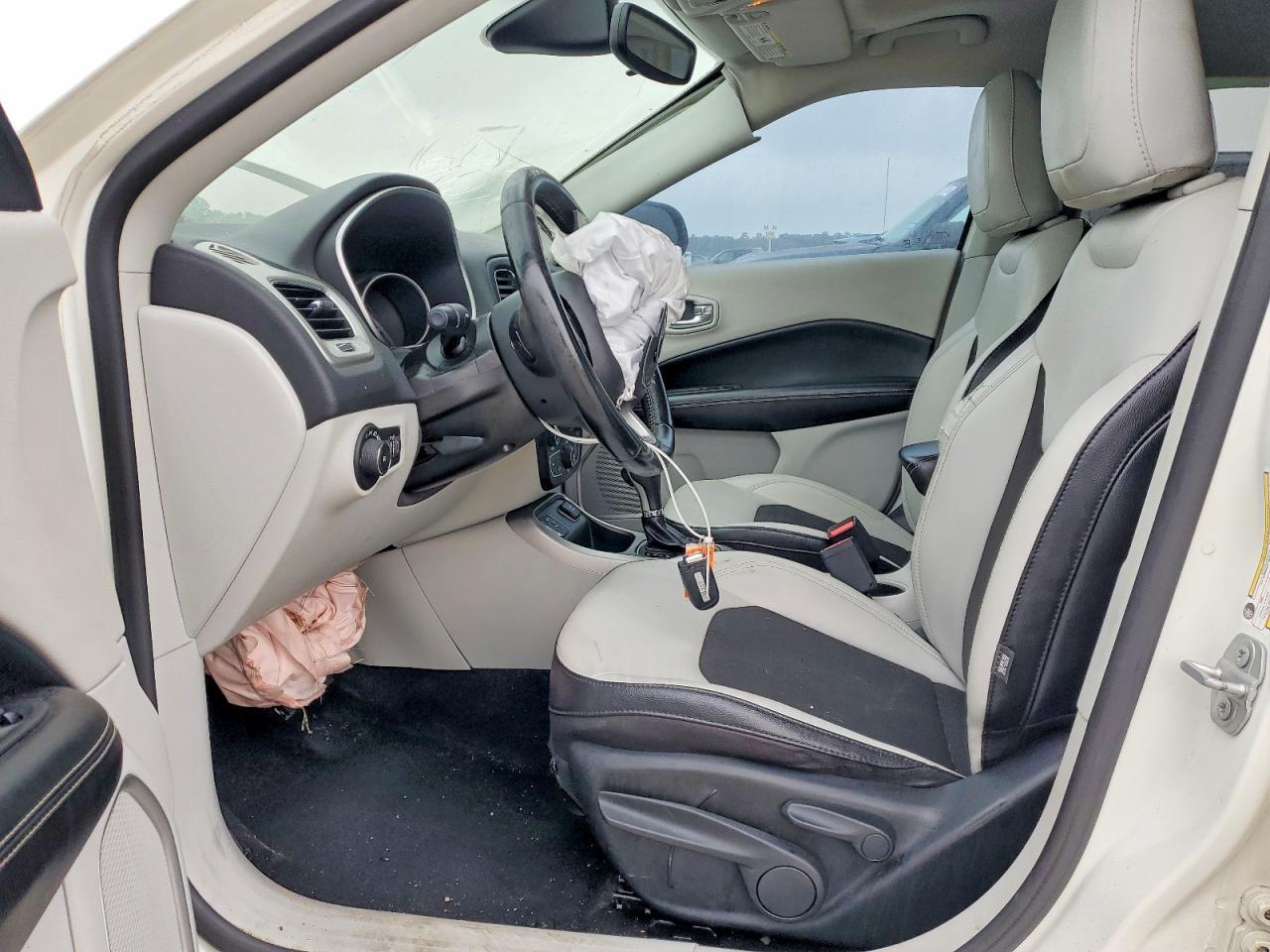 2020 Jeep Compass Latitude - Фото 7