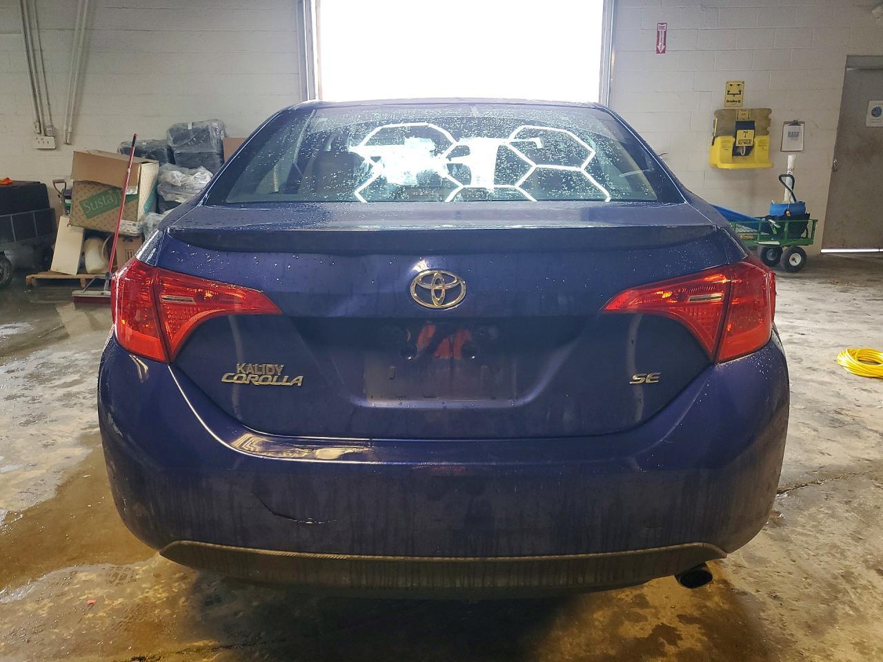2017 Toyota Corolla Se - Фото 6