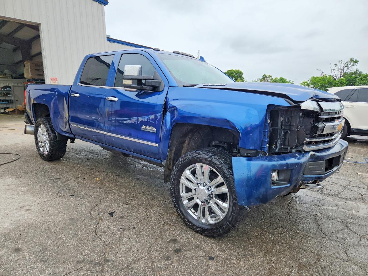 2018 Chevrolet Silverado K2500 High Country - Image 4