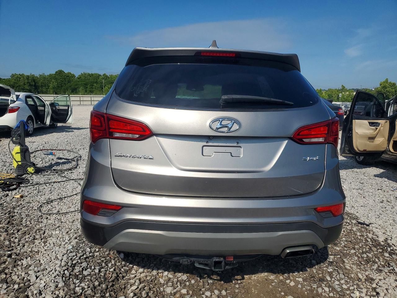 2018 Hyundai Santa Fe Sport 2.4L - Image 6