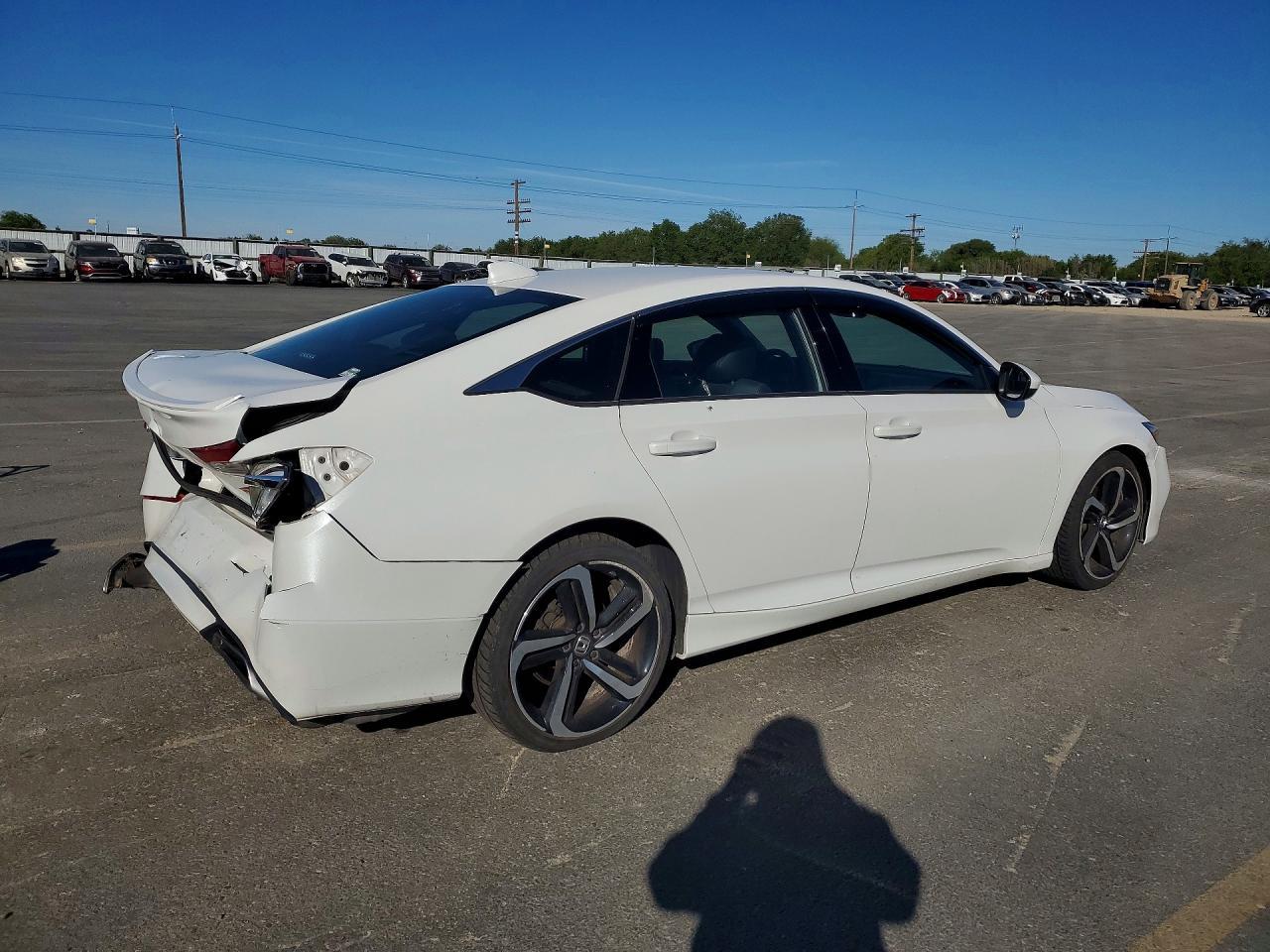 2020 Honda Accord Sport - Фото 3