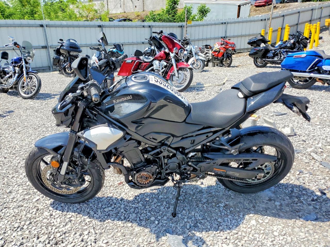 2025 Kawasaki Zr900 S - Image 3