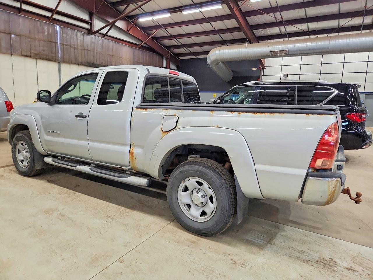 2005 Toyota Tacoma Access Cab - Фото 2