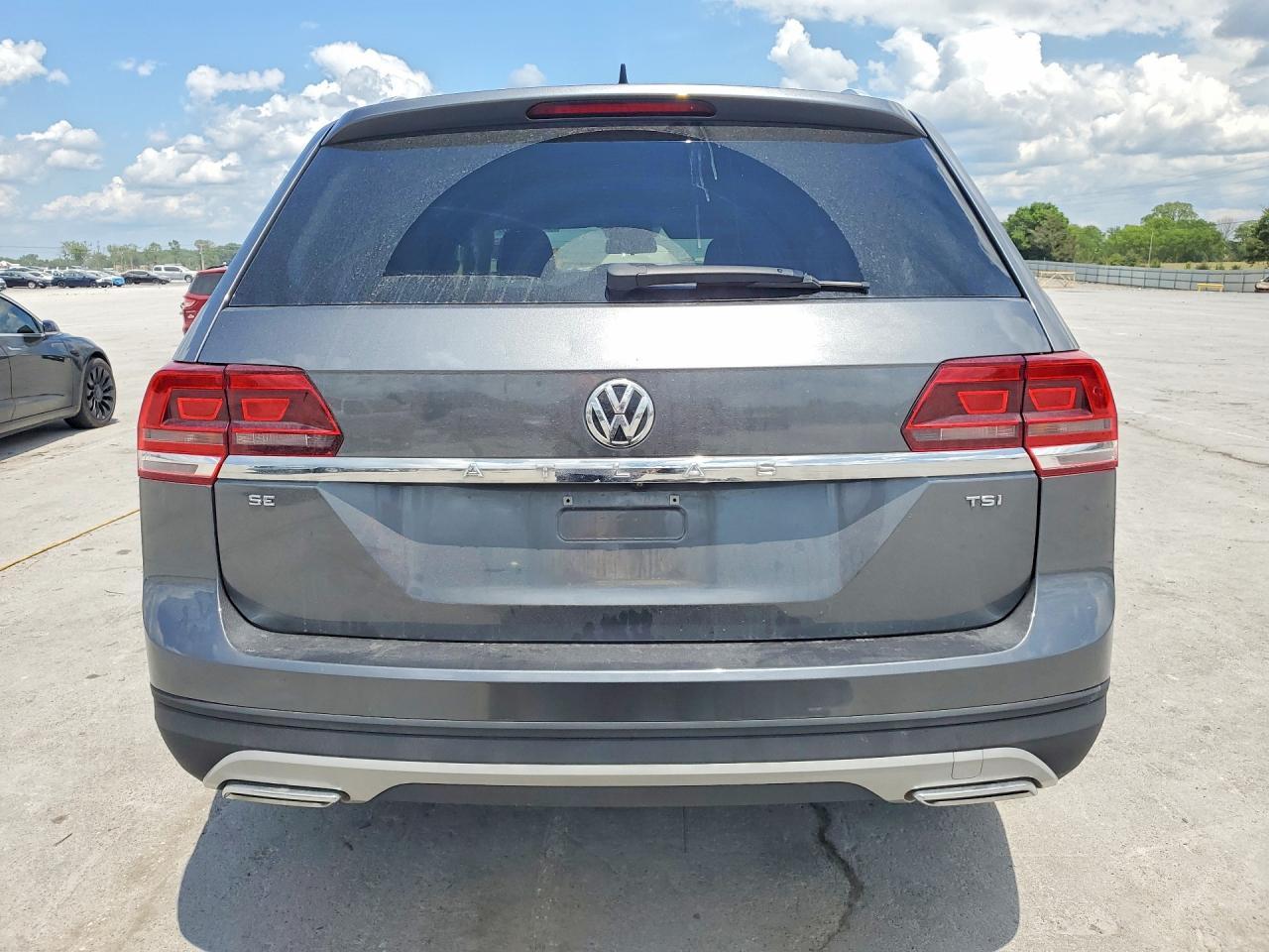 2018 Volkswagen Atlas Se - Image 6