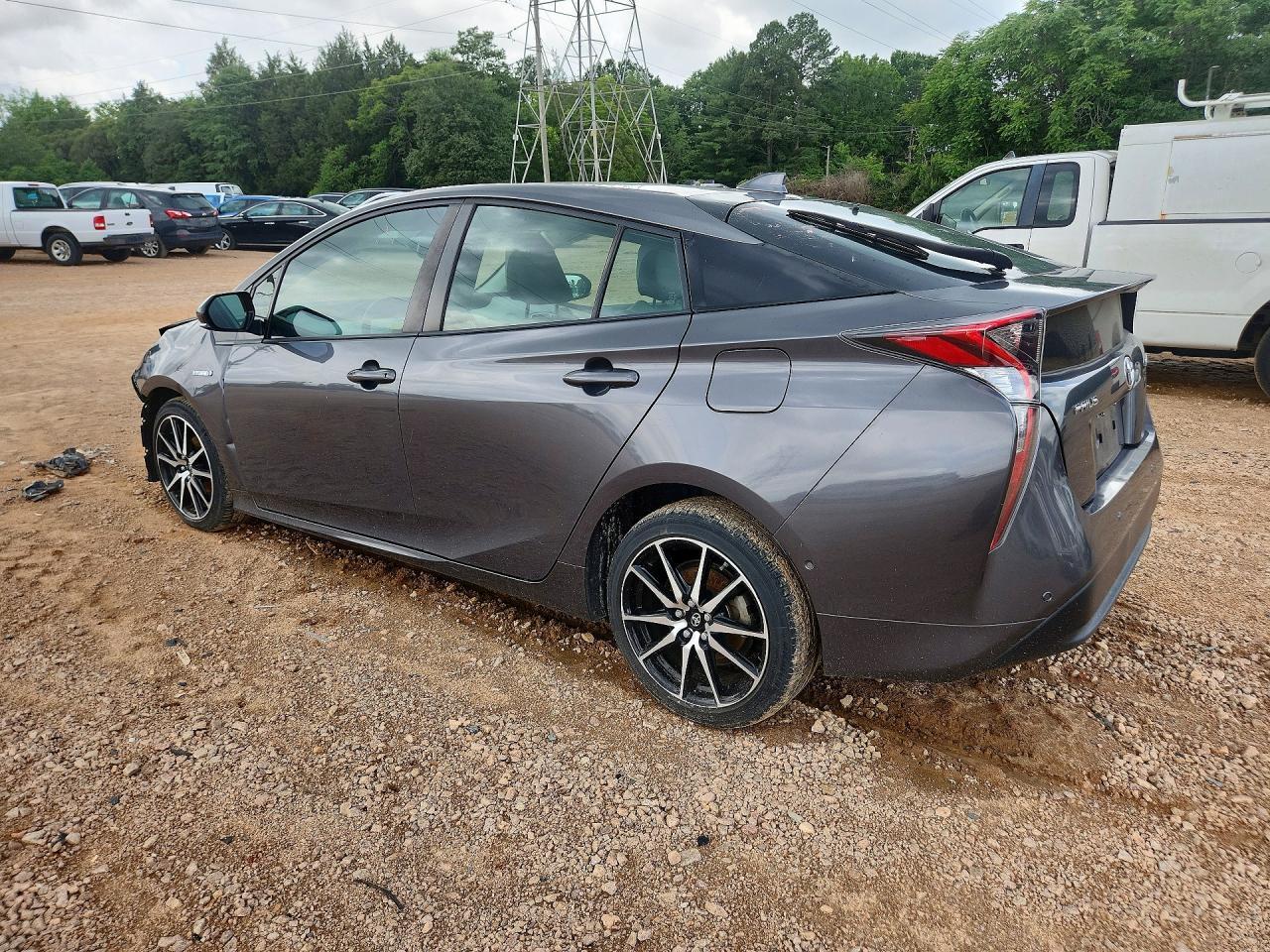 2018 Toyota Prius Four - Фото 2