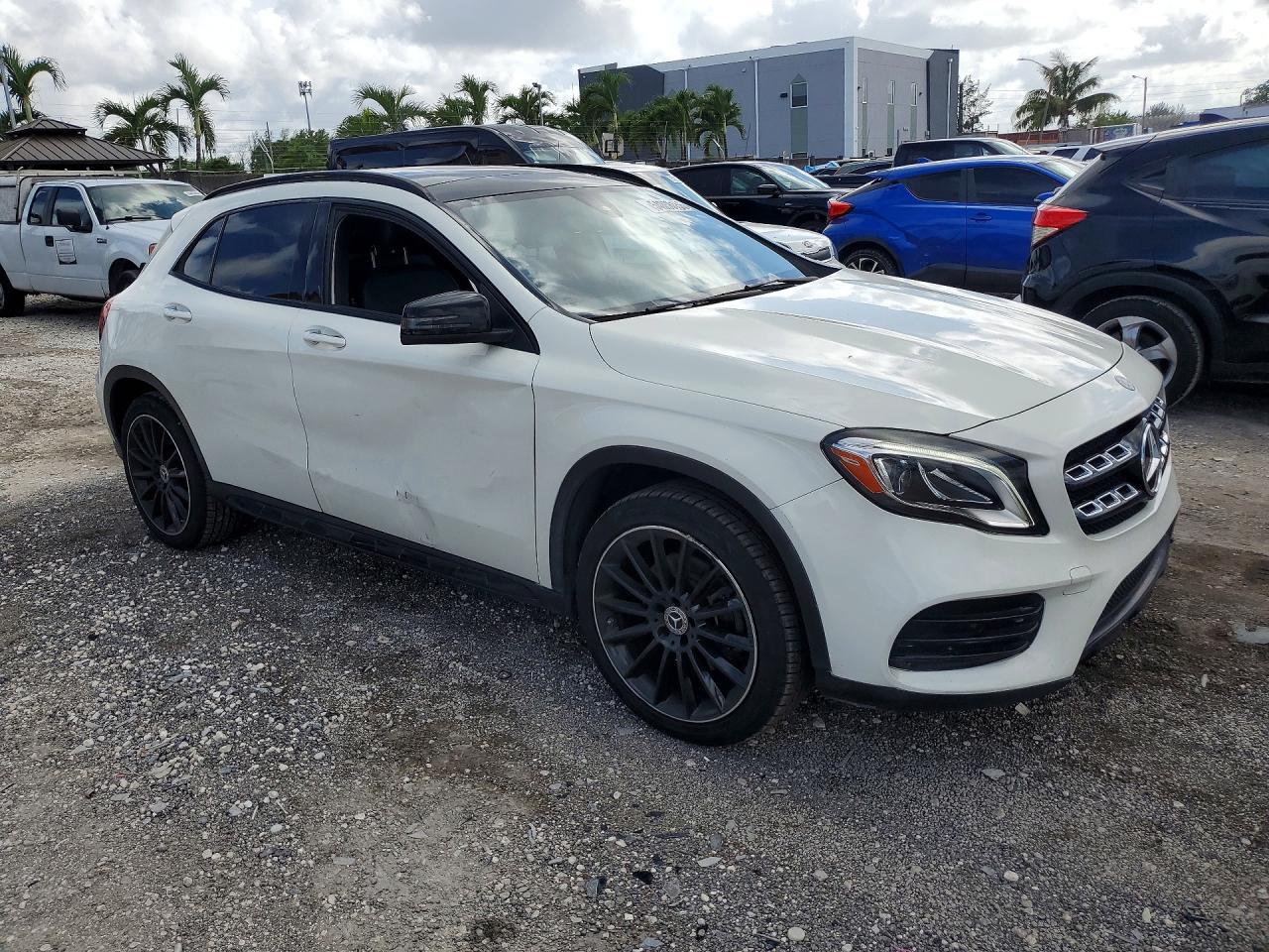 2018 Mercedes-Benz Gla 250 - Image 4